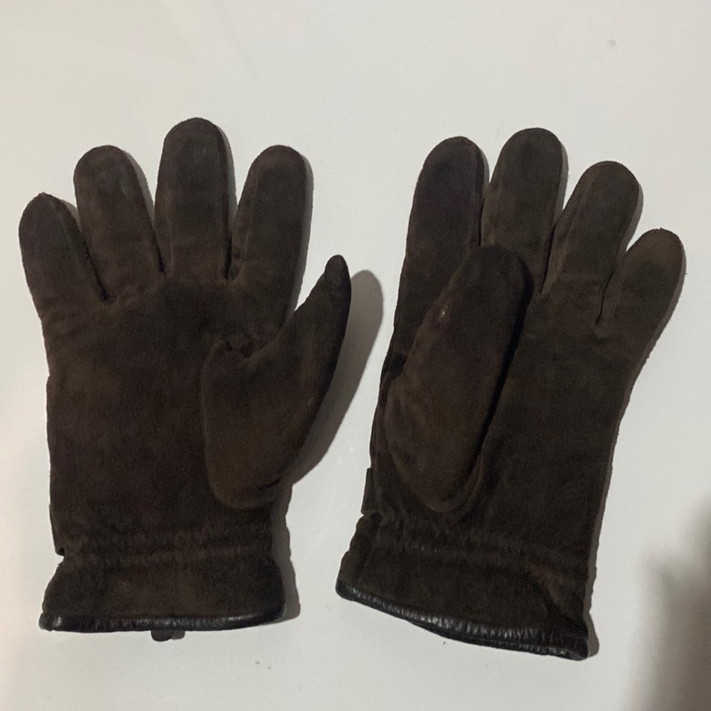 Leather gloves